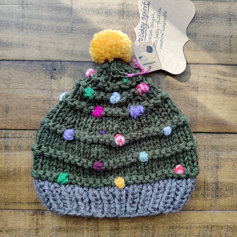 🎄 Handmade Christmas Tree Beanie - 3D "Ornaments" & Star Pom - NEW